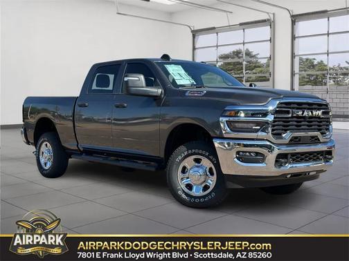 2025 RAM 2500 Tradesman Crew Cab 4x4 6'4' Box