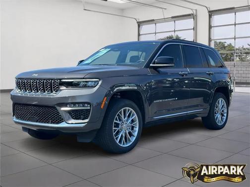 2025 Jeep Grand Cherokee Summit