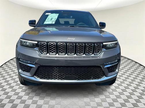 2025 Jeep Grand Cherokee Summit