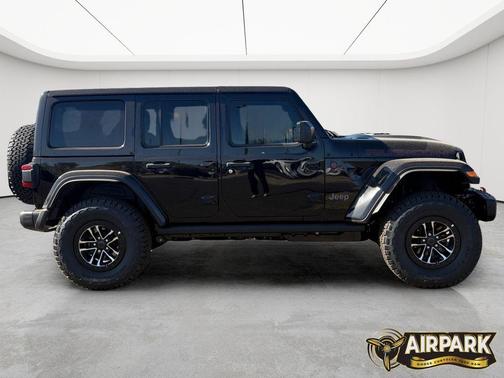 Black Clearcoat 2026 Jeep Wrangler Rubicon