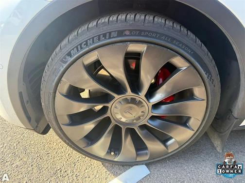 2022 Tesla Model Y Performance Dual Motor All-Wheel Drive