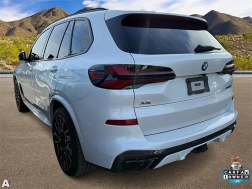 2024 BMW X5 M60i