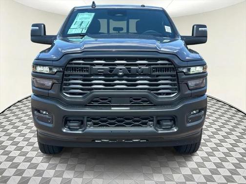 2025 RAM 2500 Tradesman Crew Cab 4x4 6'4' Box