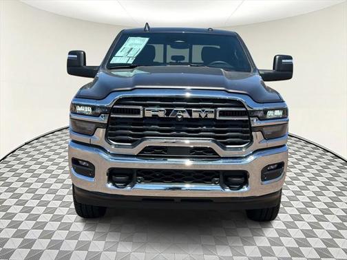 2025 RAM 2500 Tradesman Crew Cab 4x4 6'4' Box