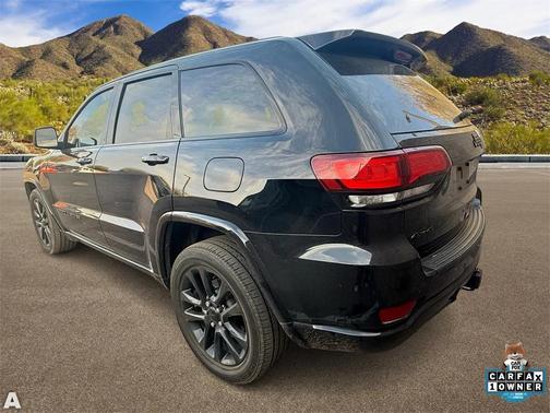 2021 Jeep Grand Cherokee Laredo