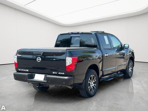 Super Black 2021 Nissan Titan SV