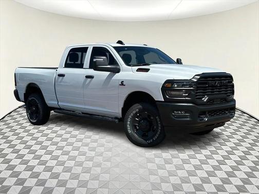 2025 RAM 2500 Tradesman Crew Cab 4x4 6'4' Box