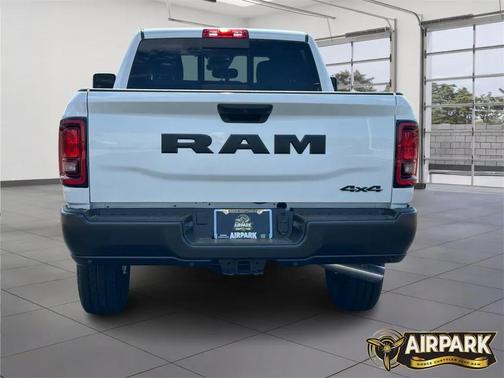 2025 RAM 2500 Tradesman Crew Cab 4x4 6'4' Box