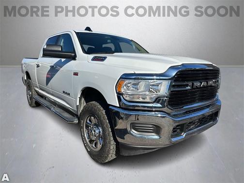 2019 RAM 2500 Big Horn Crew Cab 4x4 6'4' Box