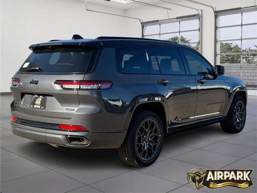 2025 Jeep Grand Cherokee L Summit Reserve