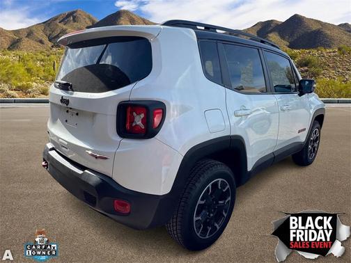 2023 Jeep Renegade Trailhawk