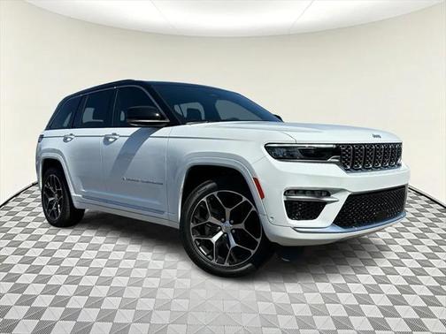 2025 Jeep Grand Cherokee Summit