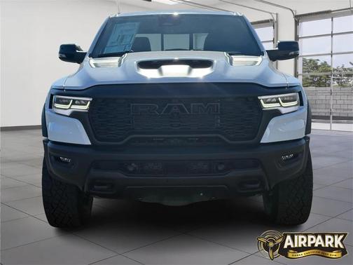 2026 RAM 1500 RHO Crew Cab 4x4 5'7' Box