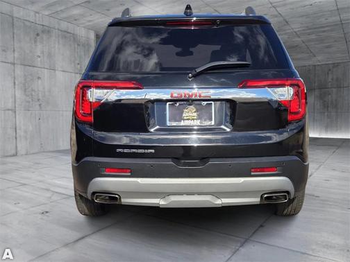2023 GMC Acadia FWD SLT