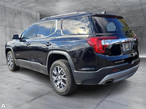2023 GMC Acadia FWD SLT