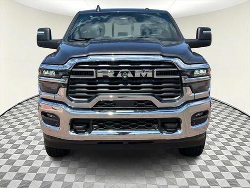 2025 RAM 2500 Tradesman Crew Cab 4x4 6'4' Box
