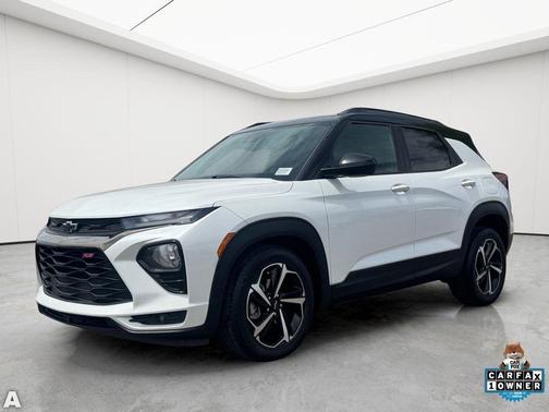 Iridescent Pearl Tricoat 2021 Chevrolet Trailblazer RS