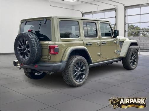 2025 Jeep Wrangler 4xe Sahara