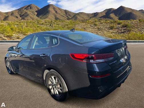 2020 Kia Optima LX