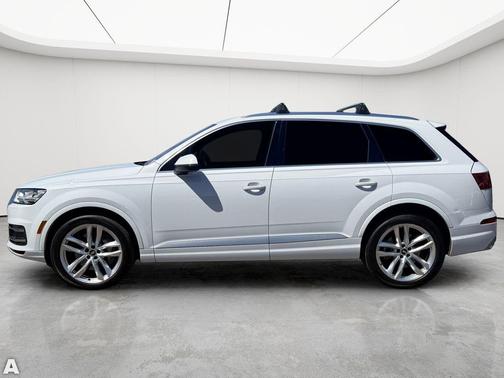 Glacier White 2018 Audi Q7 3.0T Prestige
