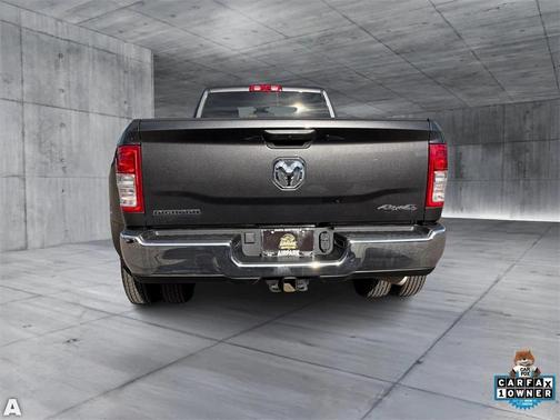 2024 RAM 3500 Big Horn Crew Cab 4x4 8' Box