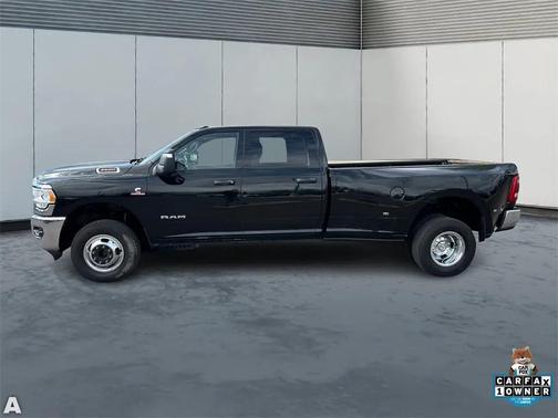 2023 RAM 3500 Big Horn Crew Cab 4x4 8' Box