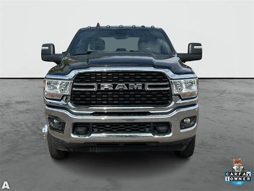 2023 RAM 3500 Big Horn Crew Cab 4x4 8' Box