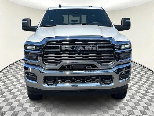 2025 RAM 2500 Tradesman Crew Cab 4x4 6'4' Box