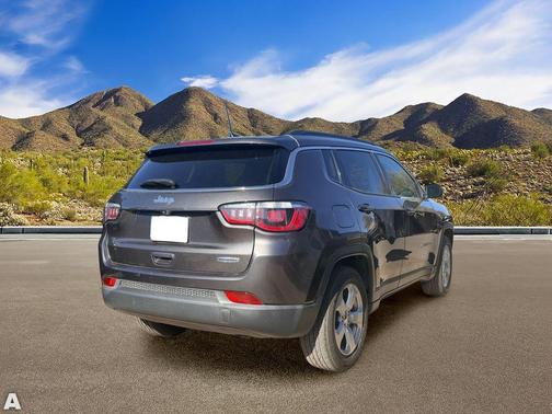Granite Crystal Metallic Clearcoat 2020 Jeep Compass Latitude