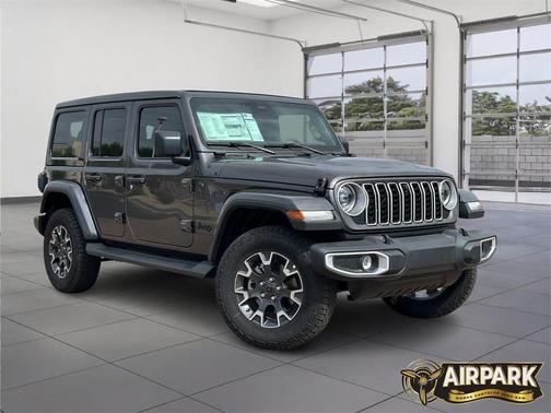 2025 Jeep Wrangler 4-Door Sahara 4x4