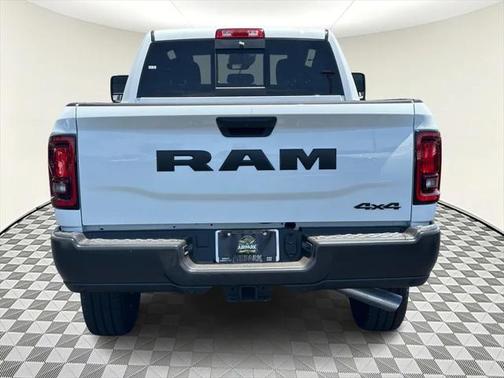 2025 RAM 2500 Tradesman Crew Cab 4x4 6'4' Box