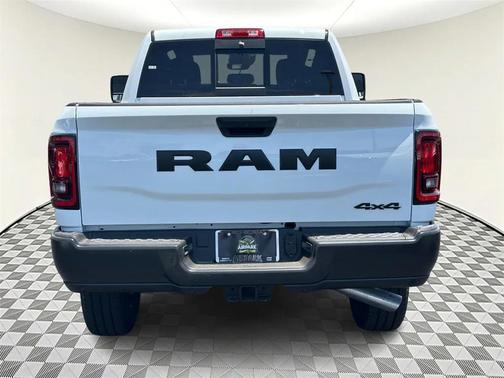 2025 RAM 2500 Tradesman Crew Cab 4x4 6'4' Box