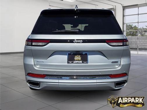 2025 Jeep Grand Cherokee Overland