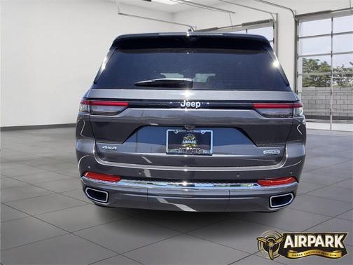 2025 Jeep Grand Cherokee Overland