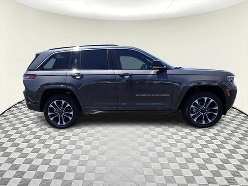 2025 Jeep Grand Cherokee Overland