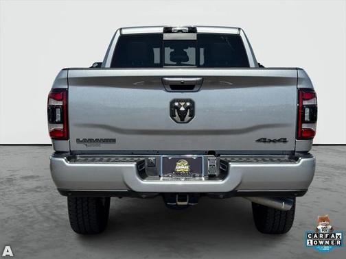 2022 RAM 2500 Laramie Crew Cab 4x4 6'4' Box