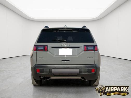 Sting-Gray Clearcoat 2026 Jeep Cherokee Limited