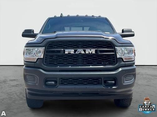 2022 RAM 2500 Tradesman Crew Cab 4x4 6'4' Box