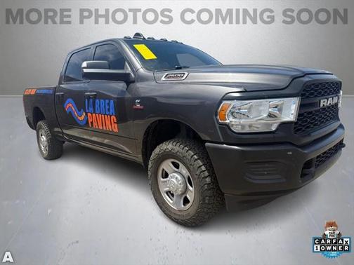 2022 RAM 2500 Tradesman Crew Cab 4x4 6'4' Box