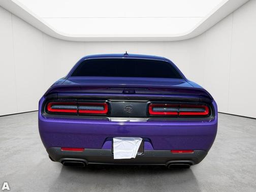 Plum Crazy Pearlcoat 2019 Dodge Challenger SRT Hellcat