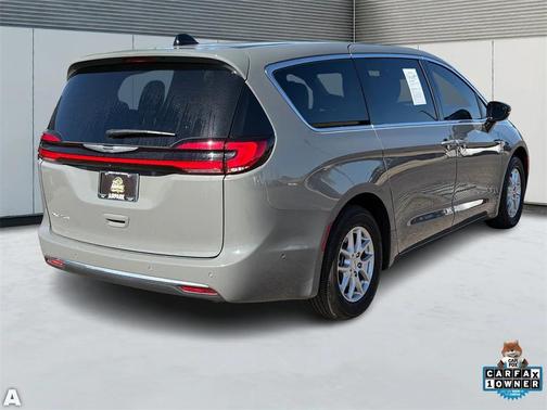 2025 Chrysler Pacifica L
