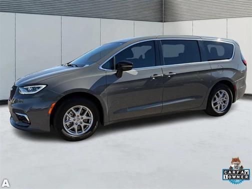 2025 Chrysler Pacifica L