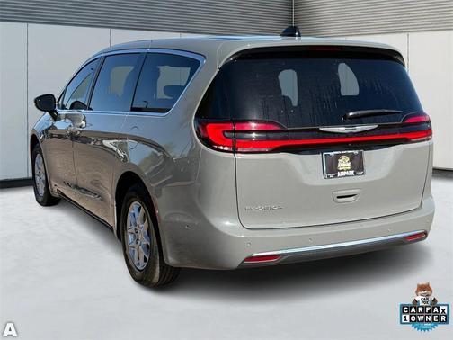 2025 Chrysler Pacifica L