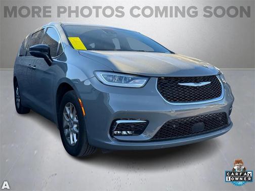 2025 Chrysler Pacifica L