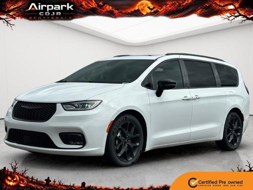 Bright White Clearcoat 2025 Chrysler Pacifica Limited