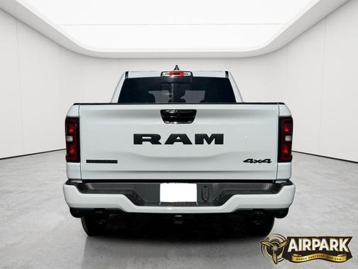 Bright White Clearcoat 2026 RAM 1500 Big Horn/Lone Star