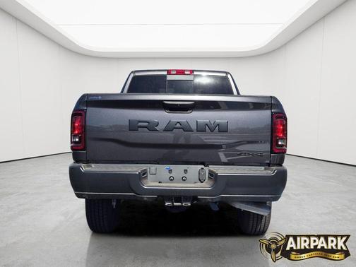 Granite Crystal Metallic Clearcoat 2026 RAM 2500 Tradesman Crew Cab 4x4 6'4' Box