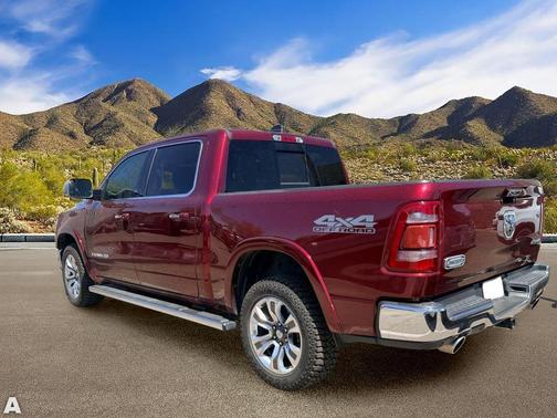 Delmonico Red Pearlcoat 2019 RAM 1500 Longhorn