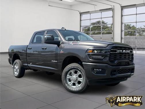2025 RAM 2500 Big Horn Crew Cab 4x4 6'4' Box