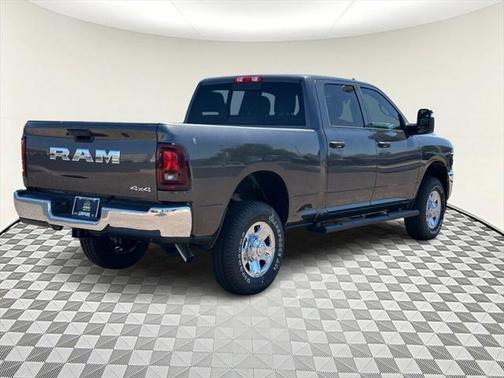 2025 RAM 2500 Tradesman Crew Cab 4x4 6'4' Box